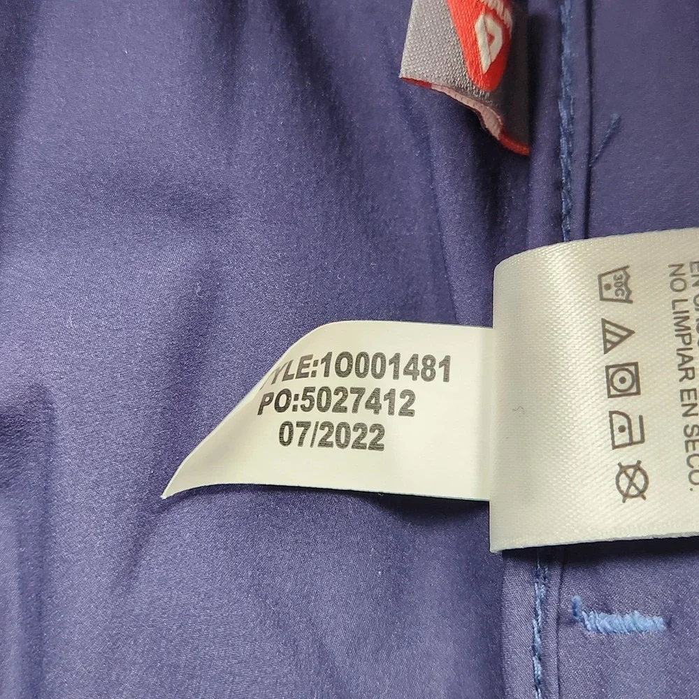 Vineyard Vines please review